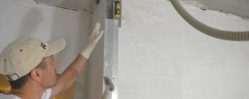 Советы мастеров: как правильно штукатурить внутренние и внешние углы стен?