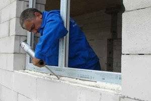Как правильно запенить щели - всё о балконе и ремонте