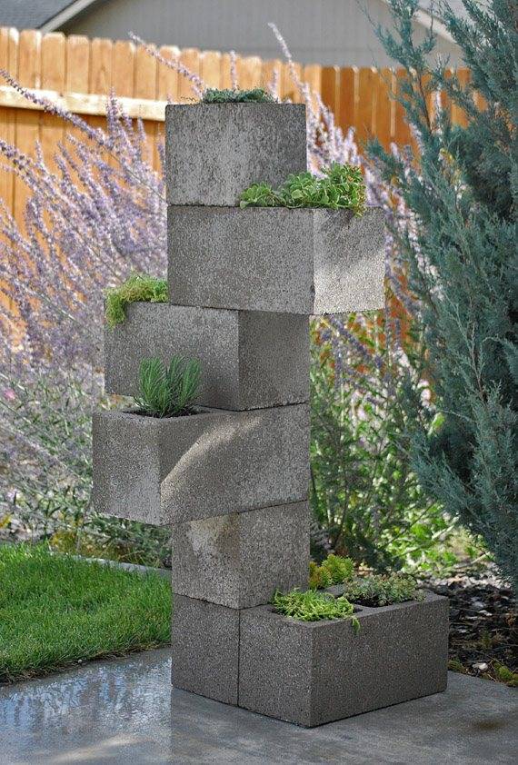 Клумба из камней: пошаговая инструкция как стильно и современно построить каменную клумбу (160 фото)