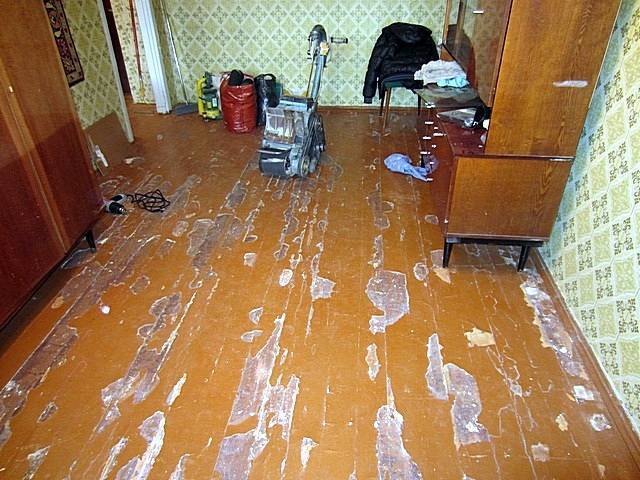 Ремонт пола в квартире (67 фото): делаем замену покрытия своими руками поэтапно, варианты ремонта в деревянном доме, как поднять полы в «хрущевке»