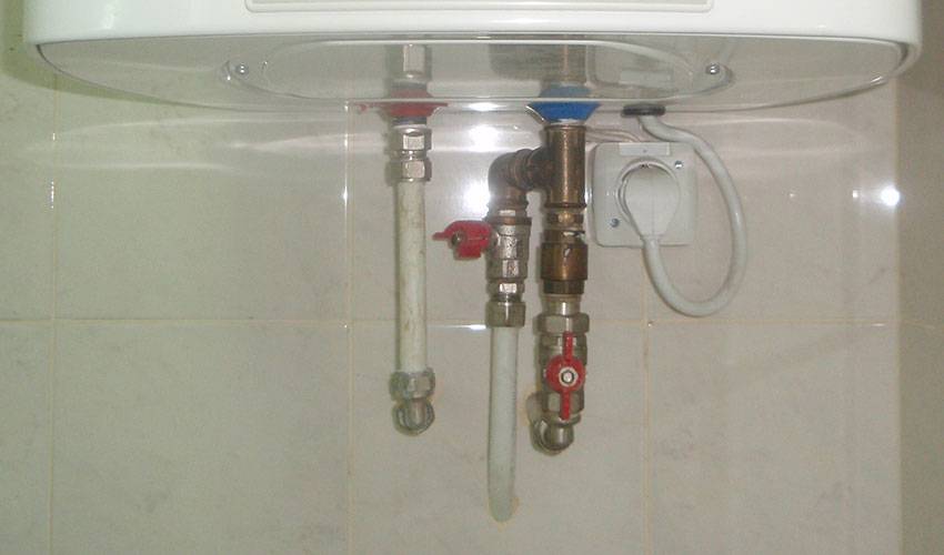 Предохранительный клапан для водонагревателя – назначение и установка