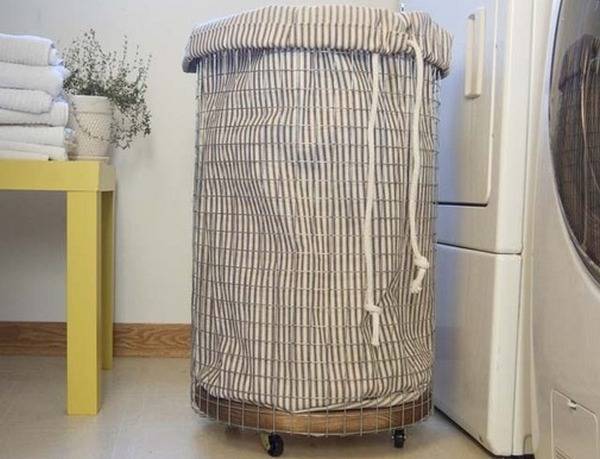 Как сделать корзину для белья из пластиковых бутылок