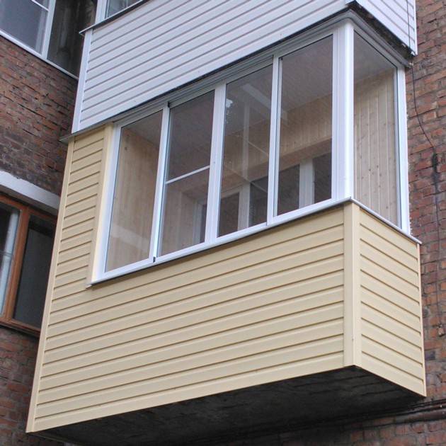Выбор панелей для современной отделки балконов