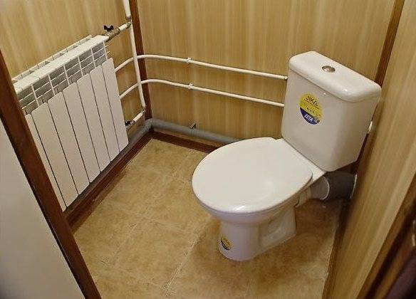 Отличные идеи дизайна отделки туалета пластиковыми панелями