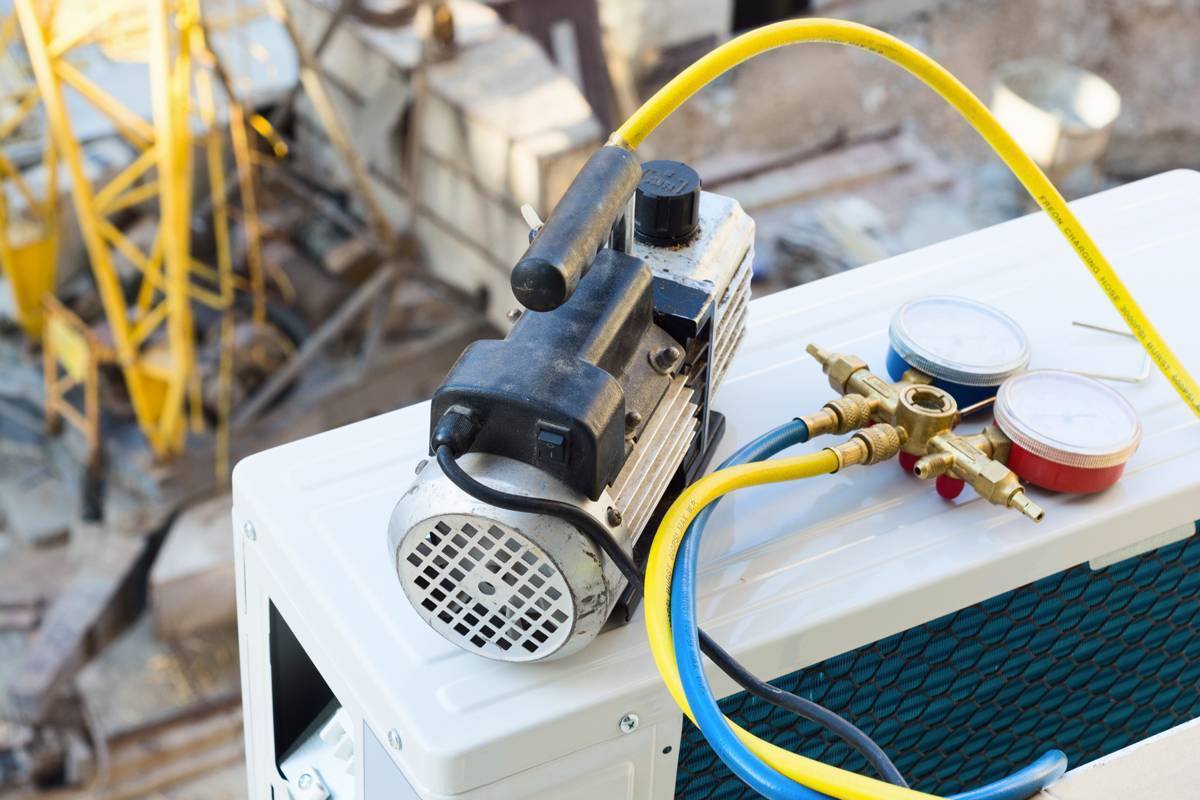 Как запустить кондиционер без вакуумирования: правила и тонкости