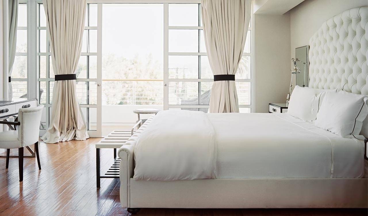 Черно-белая спальня - 125 фото лучших идей дизайна спальни