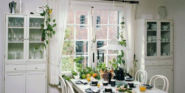 Шторы для кухни: 100 лучших современных идей для окна вашей кухни