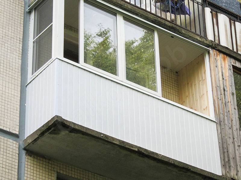 Что стоит узнать перед тем как обшить балкон или лоджию снаружи?