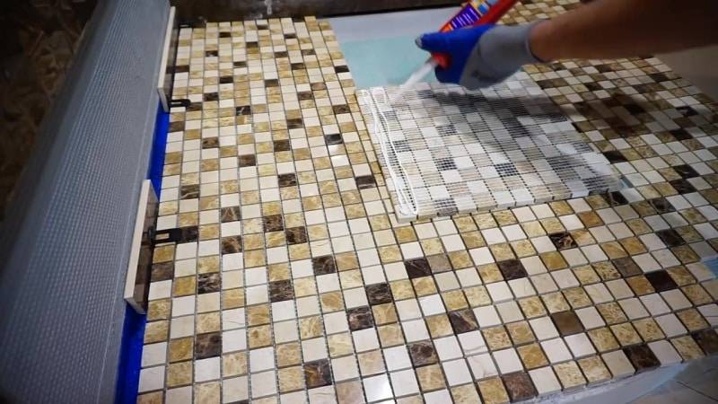 Как сделать садовый стол из мозаики