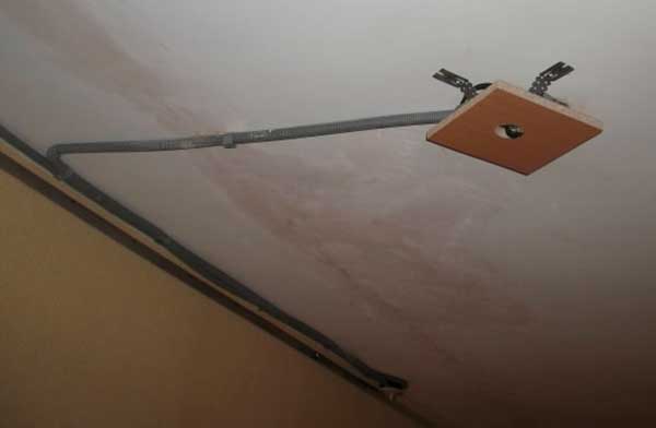 Установка люстры на натяжной потолок своими руками: фото и видео