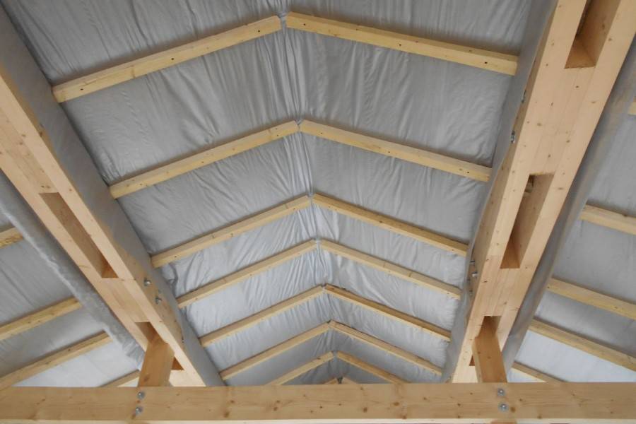 Как сделать утепление крыши изнутри правильно – пошаговое руководство