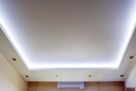 Светодиодная подсветка потолка лентой - тонкости выбора и монтажа