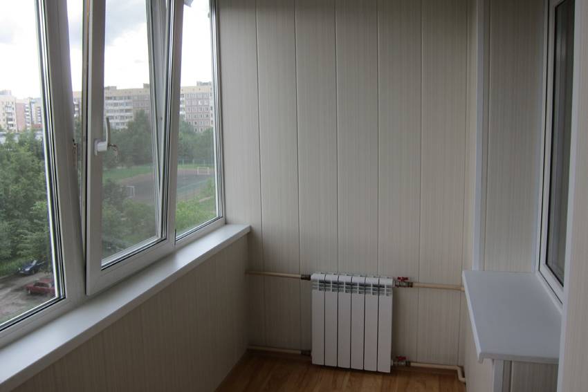 Можно ли обойти запрет выносить отопление на балкон?
