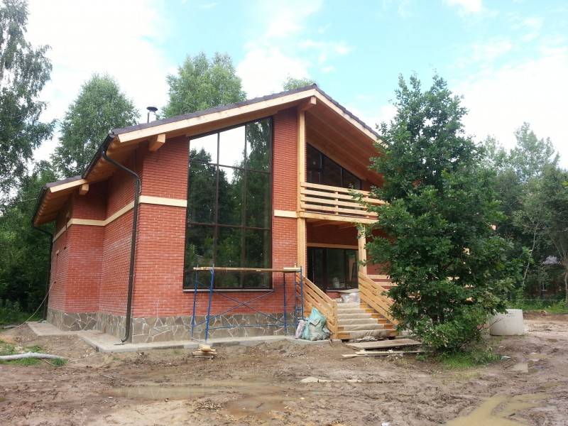Кирпичный небольшой дом. как построить кирпичный дом: фото…репортаж и мастер-класс :)