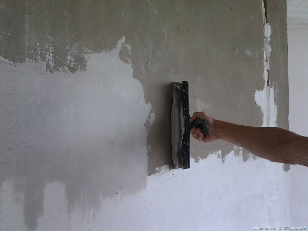 Грунтовка стен перед поклейкой обоев: чем обработать стены