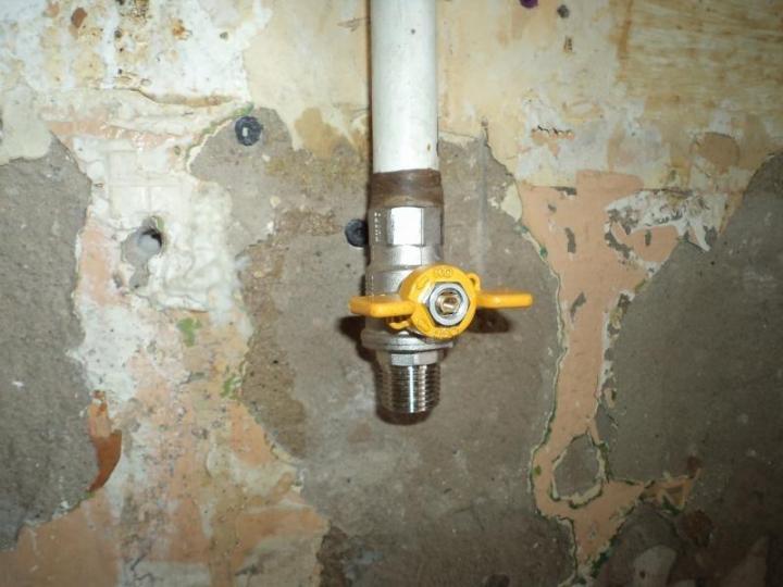 Газовый вентиль в квартире: какой выбрать и как поменять