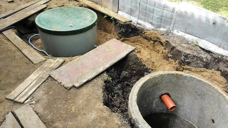 Как сделать выгребную яму для частного дома своими руками