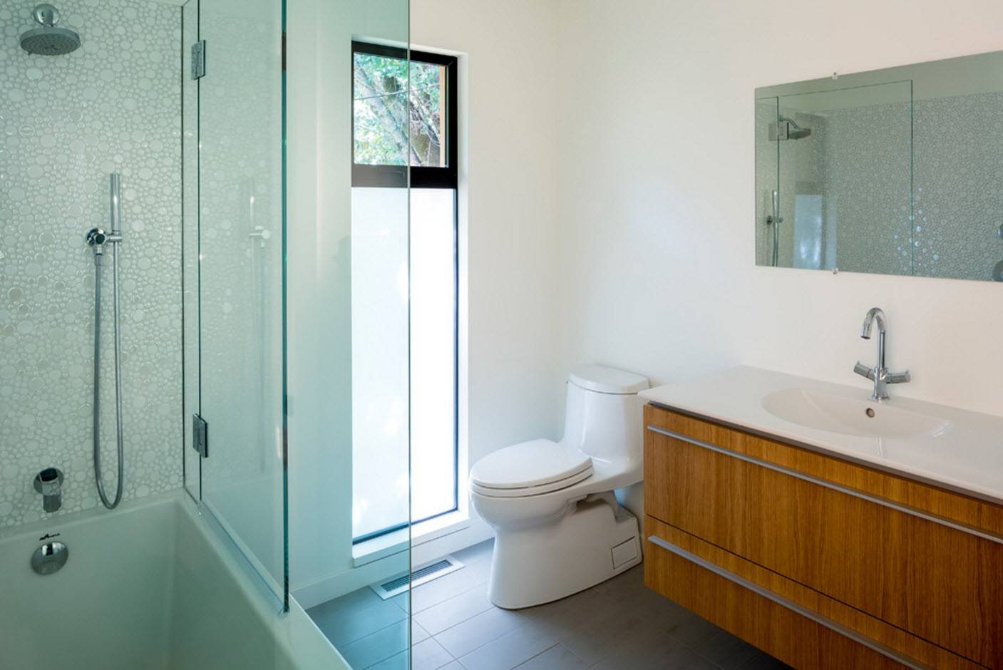 Какие двери лучше поставить в ванную и туалет - советы профессионала
