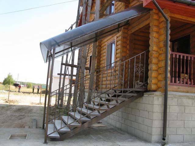 Способы изготовления крыльца из металла