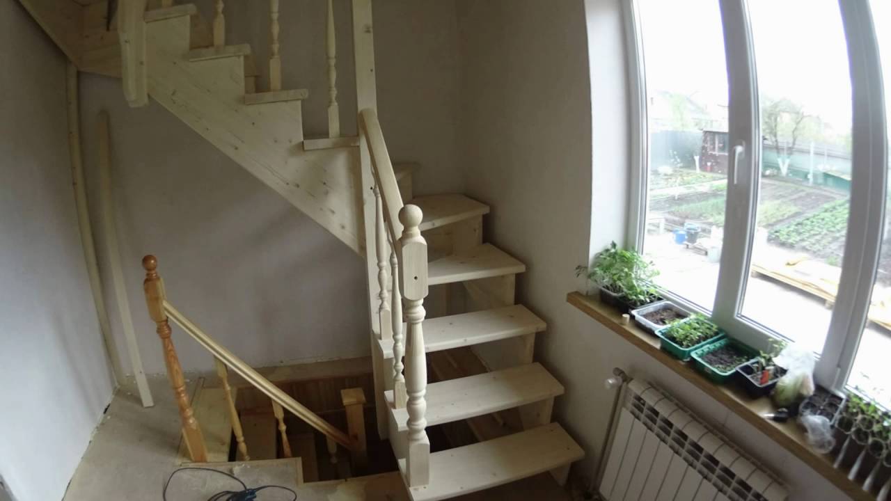 Особенности конструкций лестниц на мансарду