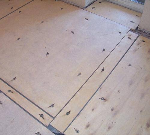 Гидроизоляция ванной комнаты в деревянном доме: все от а до я