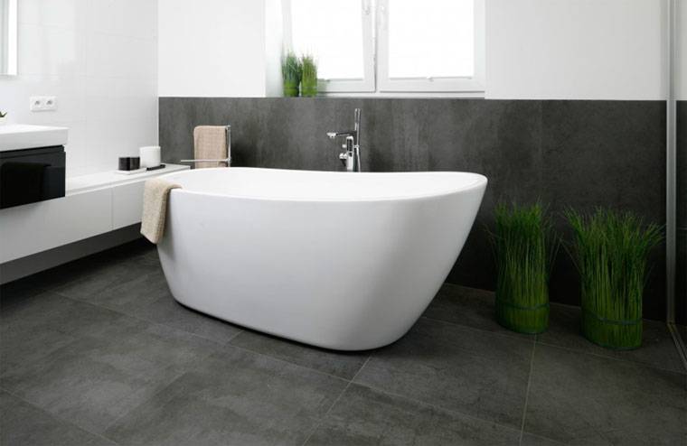 Дизайн ванной комнаты 2020: модная плитка для маленькой ванной - 50 фото
