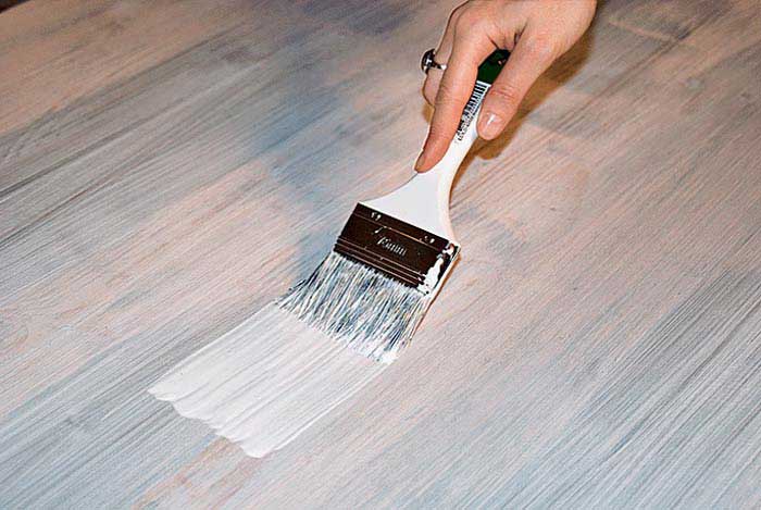 Покрасить вагонку внутри дома: чем и как