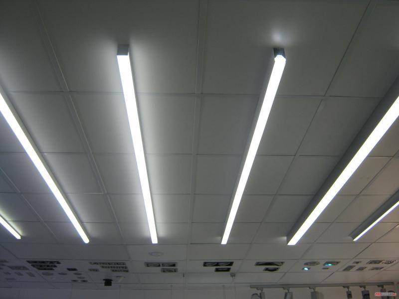 Линейные светильники: 100 фото установки и подключения