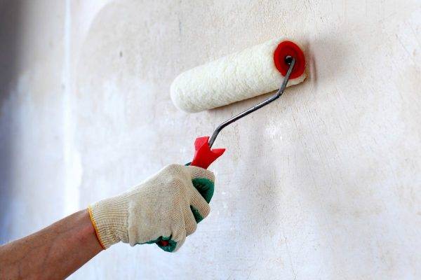Технология нанесения жидких обоев на стену своими руками