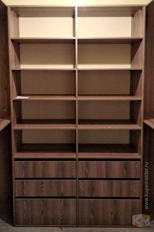 Шкаф для рукоделия (20 фото): складные модели-трансформеры для шитья с откидным столом