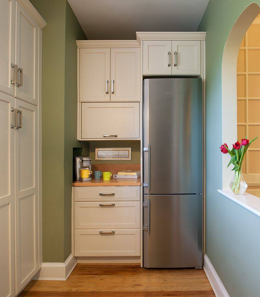 Можно ли перенести холодильник из кухни в прихожую