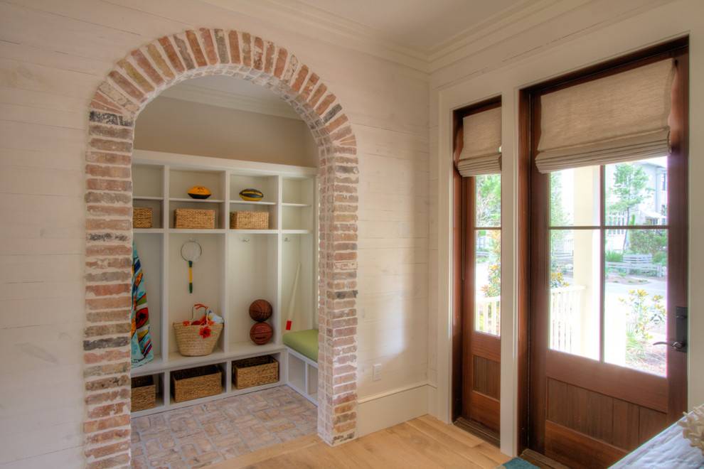Декоративная отделка арок: обоями, деревом, плиткой, мозаикой, камнем