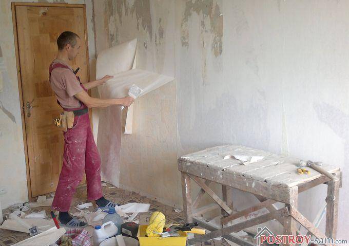 Последовательность ремонта квартиры: особенности работ в комнате с натяжным потолком