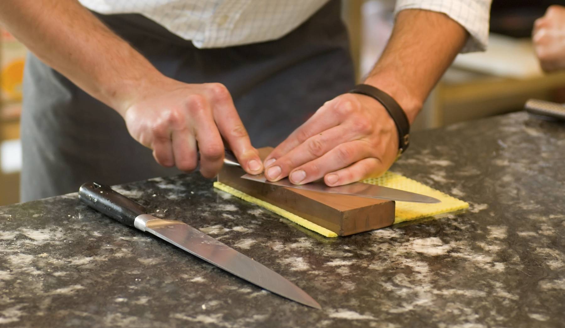Кухонные ножи: как выбрать угол заточки