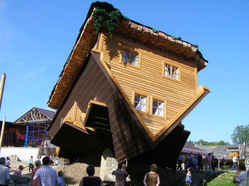 Маленький загородный дом – в чем плюсы и почему стоит отказаться от огромных особняков