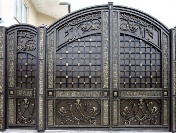 Изготовление кованой калитки для забора своими руками