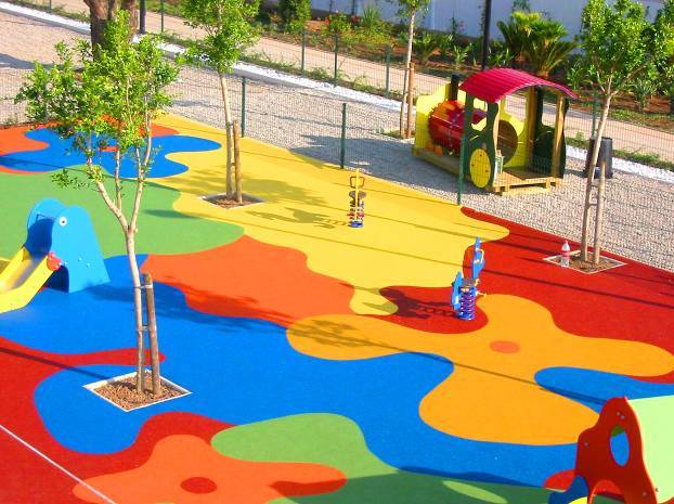 Покрытие для детских площадок из резиновой крошки ✅цены 2019