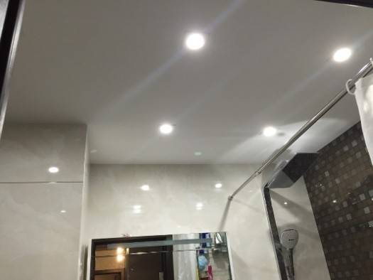 Подсветка в ванной комнате: монтаж светодиодного типа своими руками