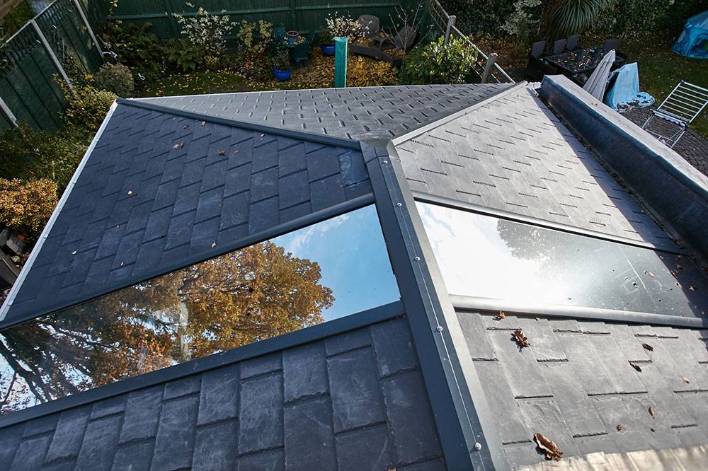 Стеклянная крыша дома: устройство и технология монтажа. плюсы и минусы. фото.
