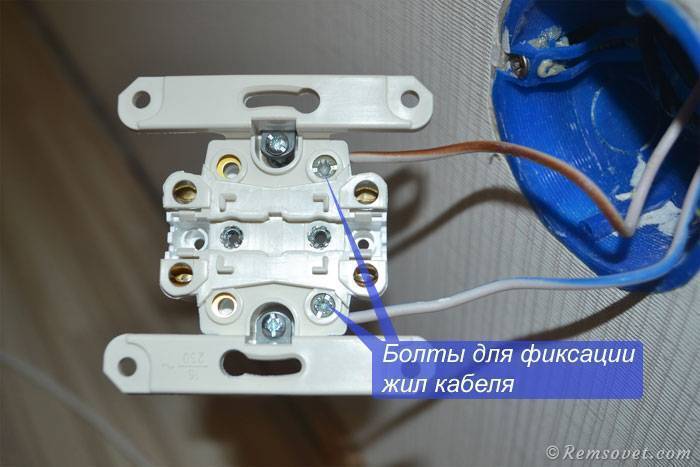 Как проложить электрику в доме своими руками: схемы подключения и разводки розеток и выключателя: Обзор Видео