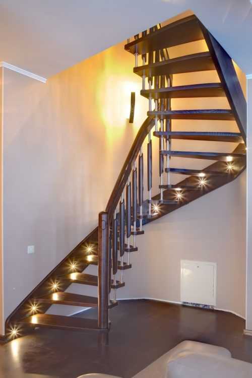Подсветка лестницы светодиодной лентой - монтаж и установка.