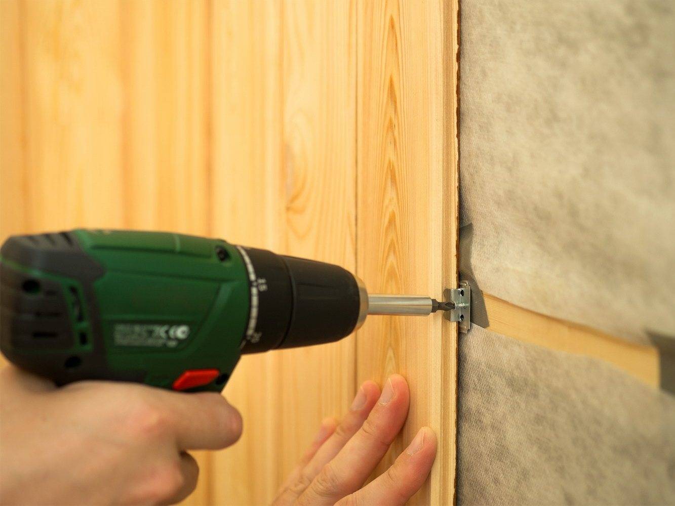 Как обшить балкон вагонкой своими руками