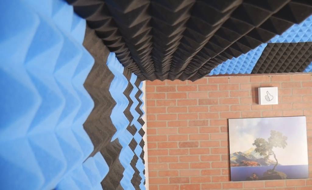 Акустический поролон: применение, свойства, монтаж