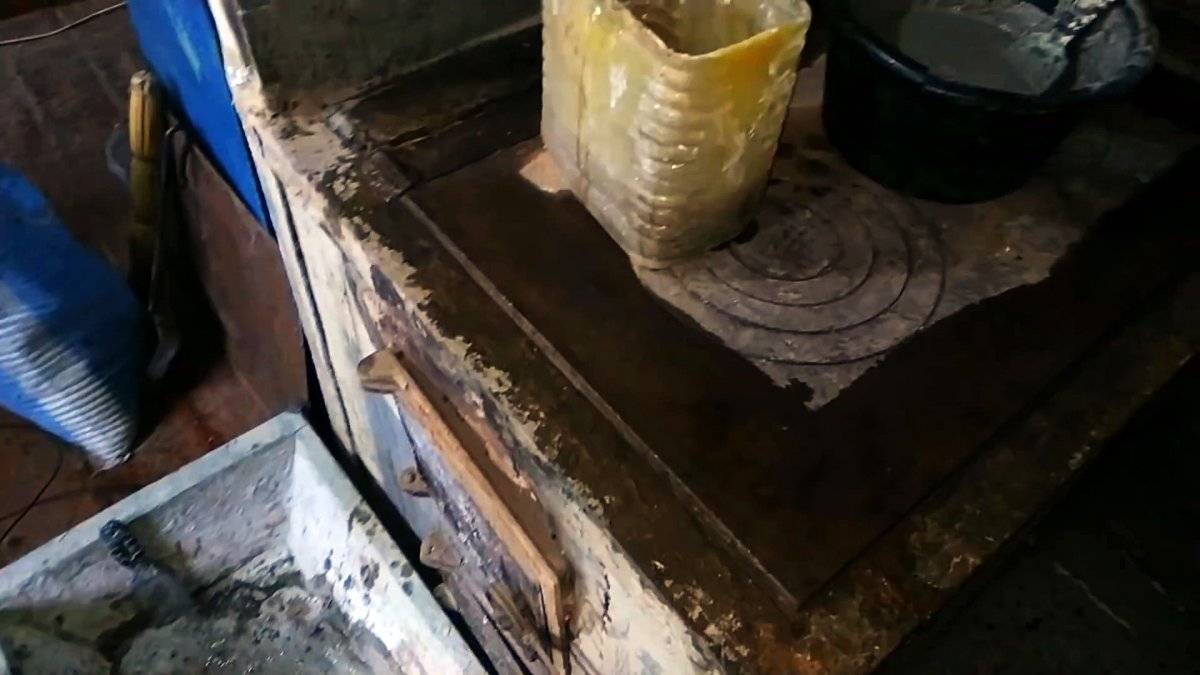 Чем замазать печь чтобы она не трескалась от жара: инструкция с фото и описанием, каким раствором замазать и как отштукатурить