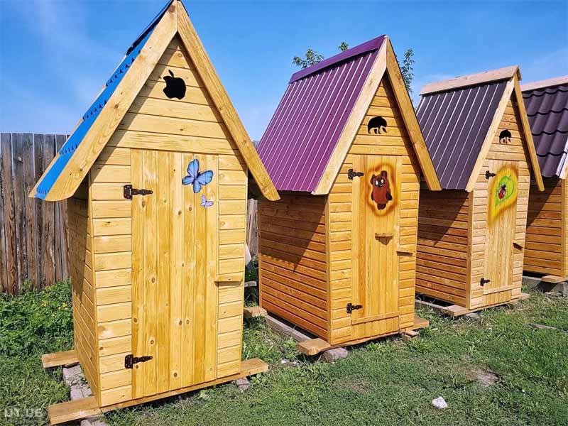 Уличные туалеты: лучшие варианты для дачи