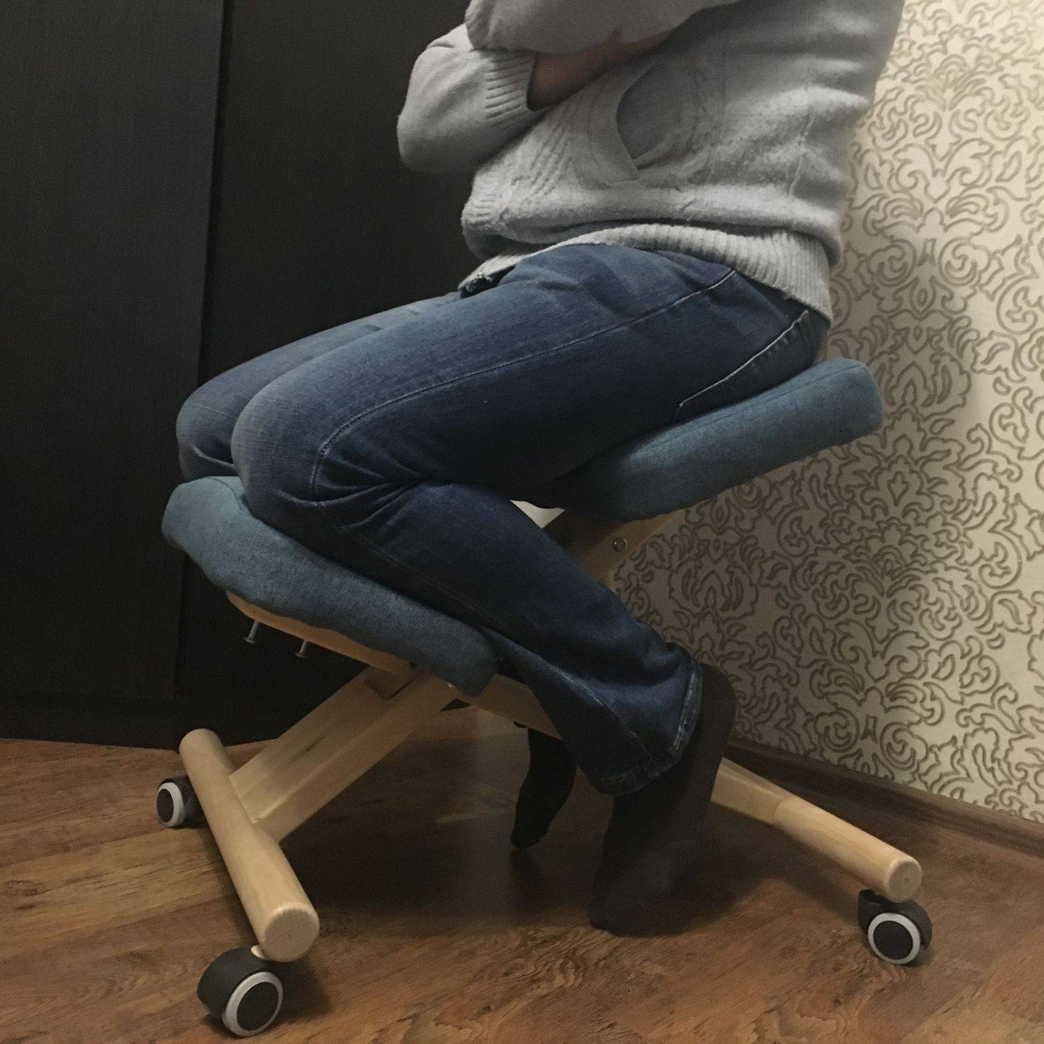 Коленный стул: отзывы ортопедов, чертежи ортопедического стула с упором в колени, фото удобного стула для позвоночника | ревматолог