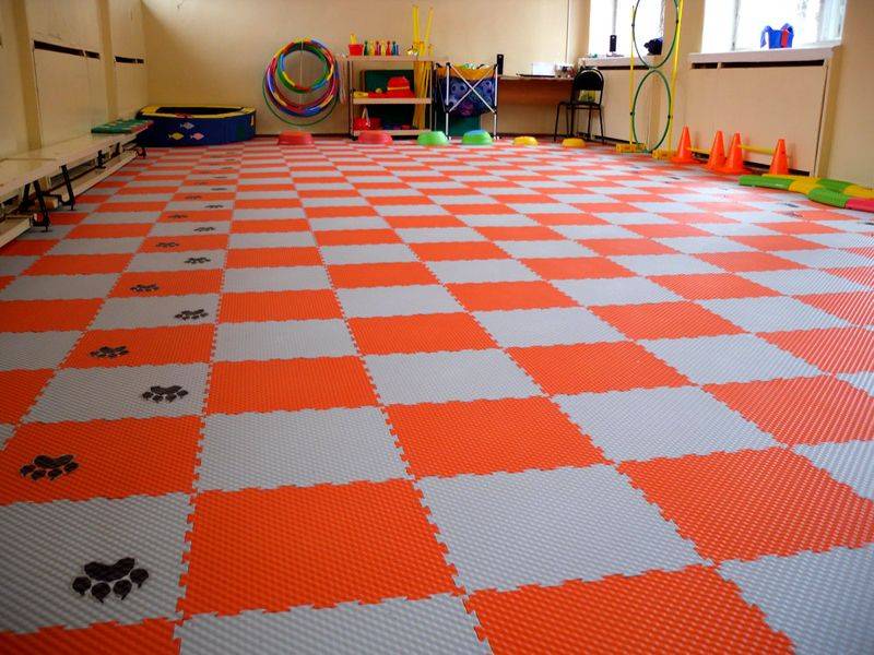 Как выбрать мягкий пол для детской комнаты