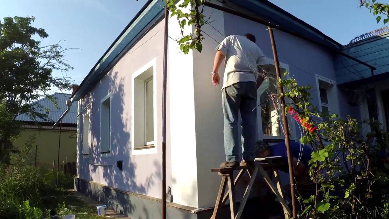 Водоэмульсионная краска для наружных работ: окраска фасада частного дома