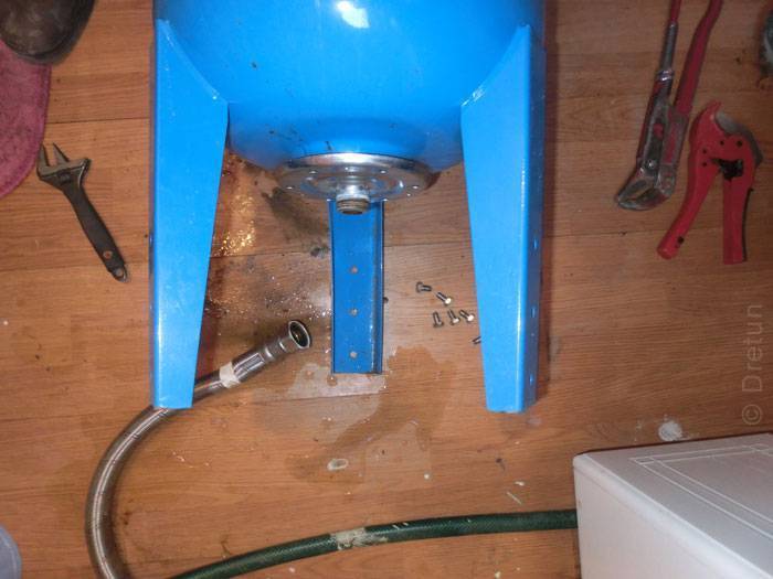 Как заменить аккумулятор в машине: пошаговая инструкция | ????⚡автомобильные аккумуляторы