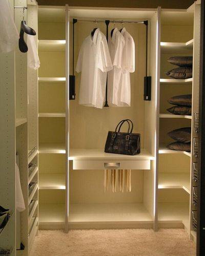 9 советов по дизайну маленькой гардеробной в квартире + фото
